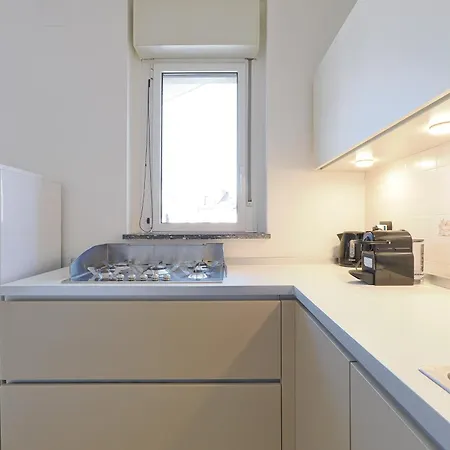 M4 Linate Modern Flat Terrace & Parking Apartamento *