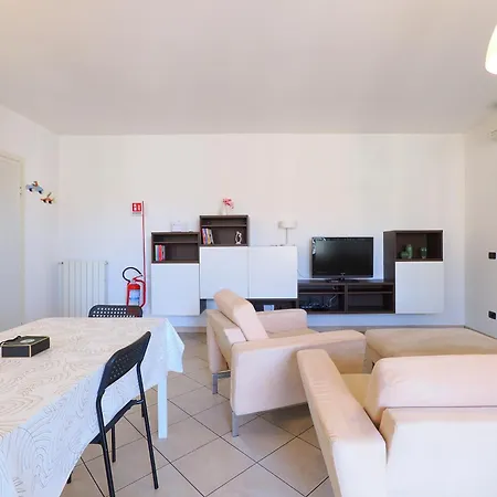 M4 Linate Modern Flat Terrace & Parking Apartamento Milán