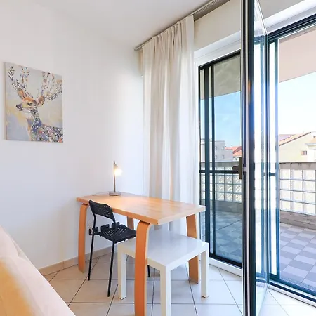 M4 Linate Modern Flat Terrace & Parking Apartamento