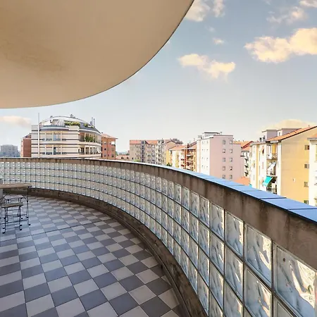 M4 Linate Modern Flat Terrace & Parking מילאנו