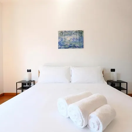 M4 Linate Modern Flat Terrace & Parking Apartamento Milán
